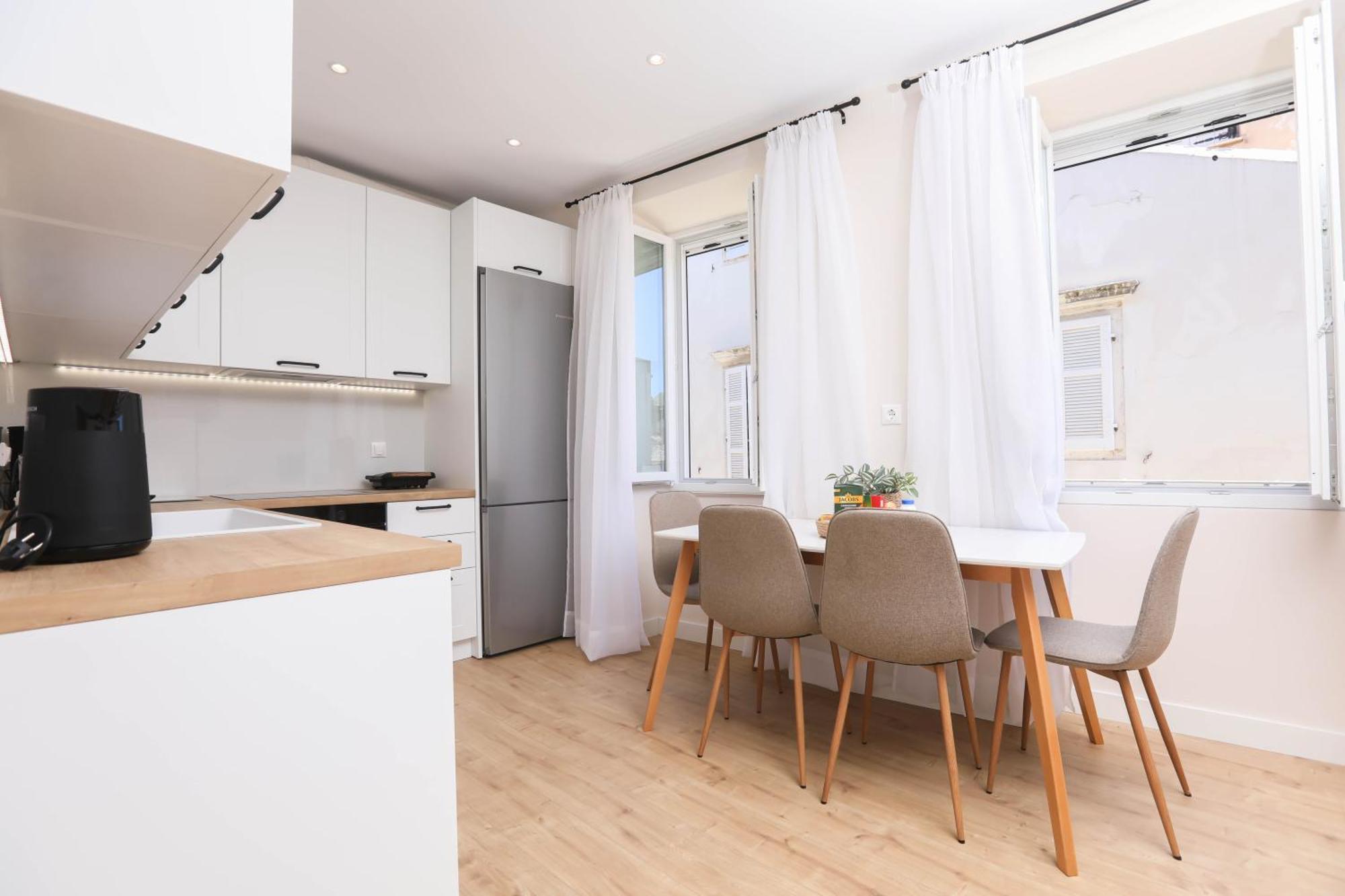 Patras Luxury Apartment